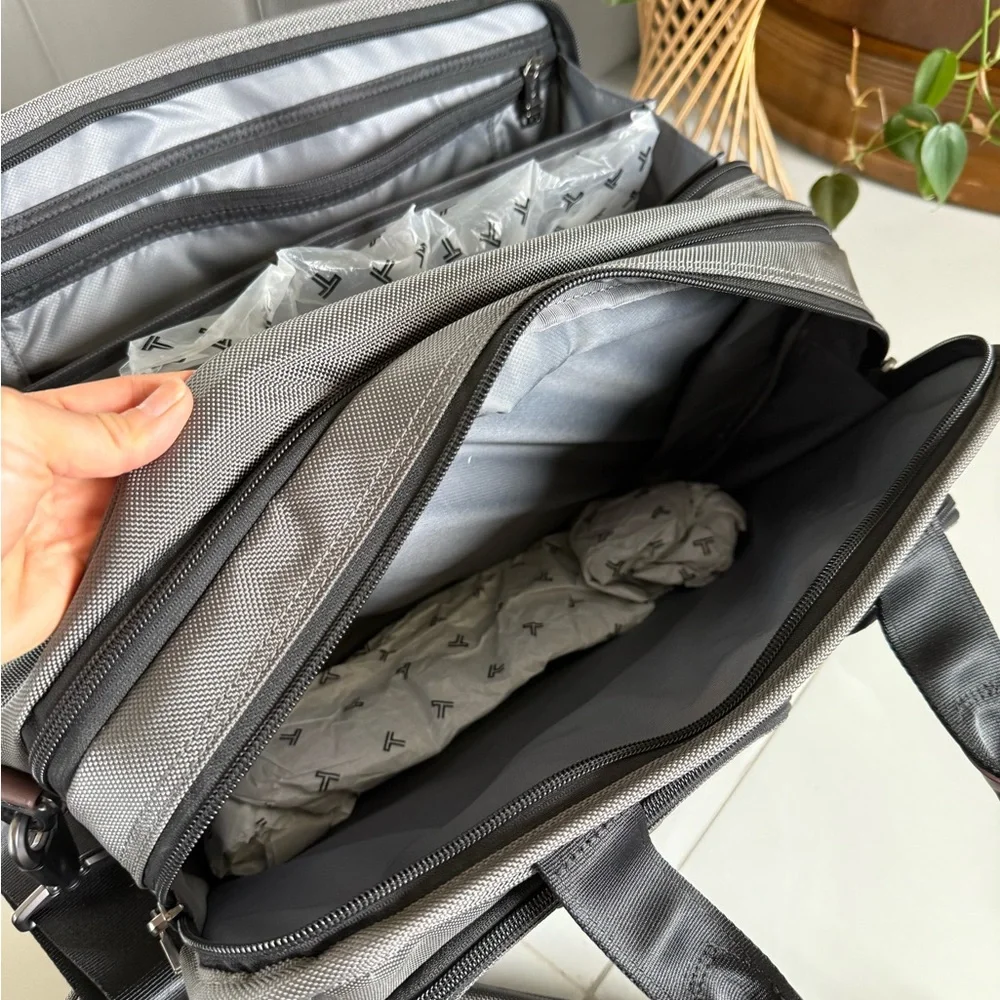 Tumi Briefcase Bag Expandable luggage Gray and Brown NWT